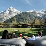 Ξενοδοχείο Big Sky & 4*