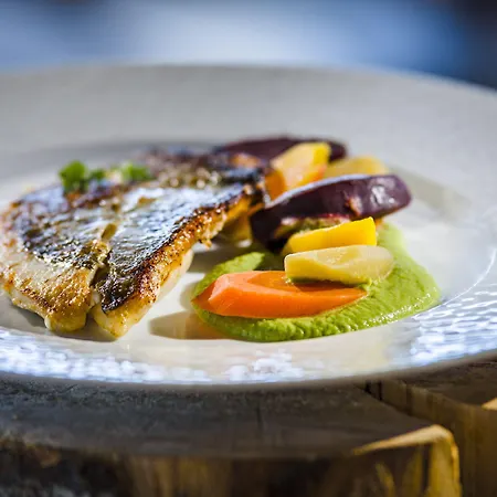 ホテル Big Sky & 4*