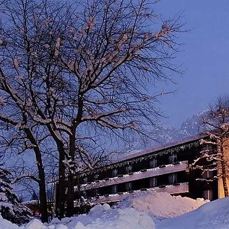 Готель Big Sky & 4*