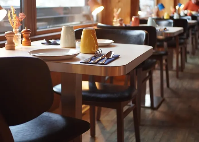 Big Sky & 4* Chamonix